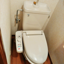 トイレ交換施工前