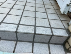 見た目も安心も大切に｜玄関スロープタイル修繕～千葉県佐倉市 T様～