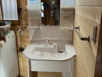 車いすでも使いやすく、毎日をもっと快適に LIXIL「ドゥケア・カウンター」洗面化粧台リフォーム～千葉県佐倉市 S様～