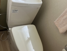 TOTO「ピュアレストQR×アプリコット」で清潔＆節水！手すり設置で将来も安心なトイレリフォーム～千葉県印西市 M様～