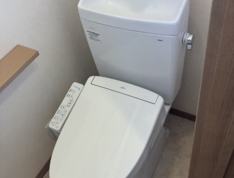 「まだ使えるから」の放置は危険?2階トイレをTOTO「ピュアレストQR」へ刷新!床クッションフロアも張り替えて長持ちする安心空間へ~千葉県白井市 O様~